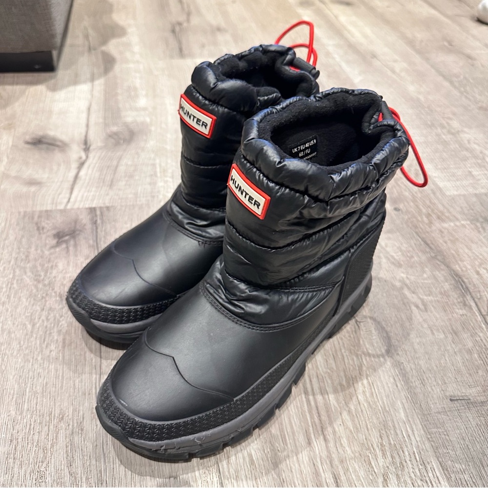 Hunter Women's Intrepid Insulated Short Snow Boots - Picture 2 of 8